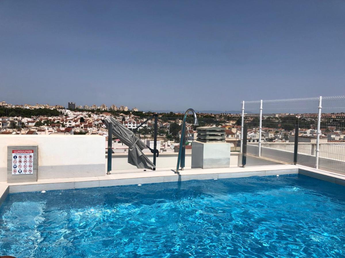 Modern Apartment In Torrevjea 200M From The Loccos Beach تورّيفيِخا المظهر الخارجي الصورة